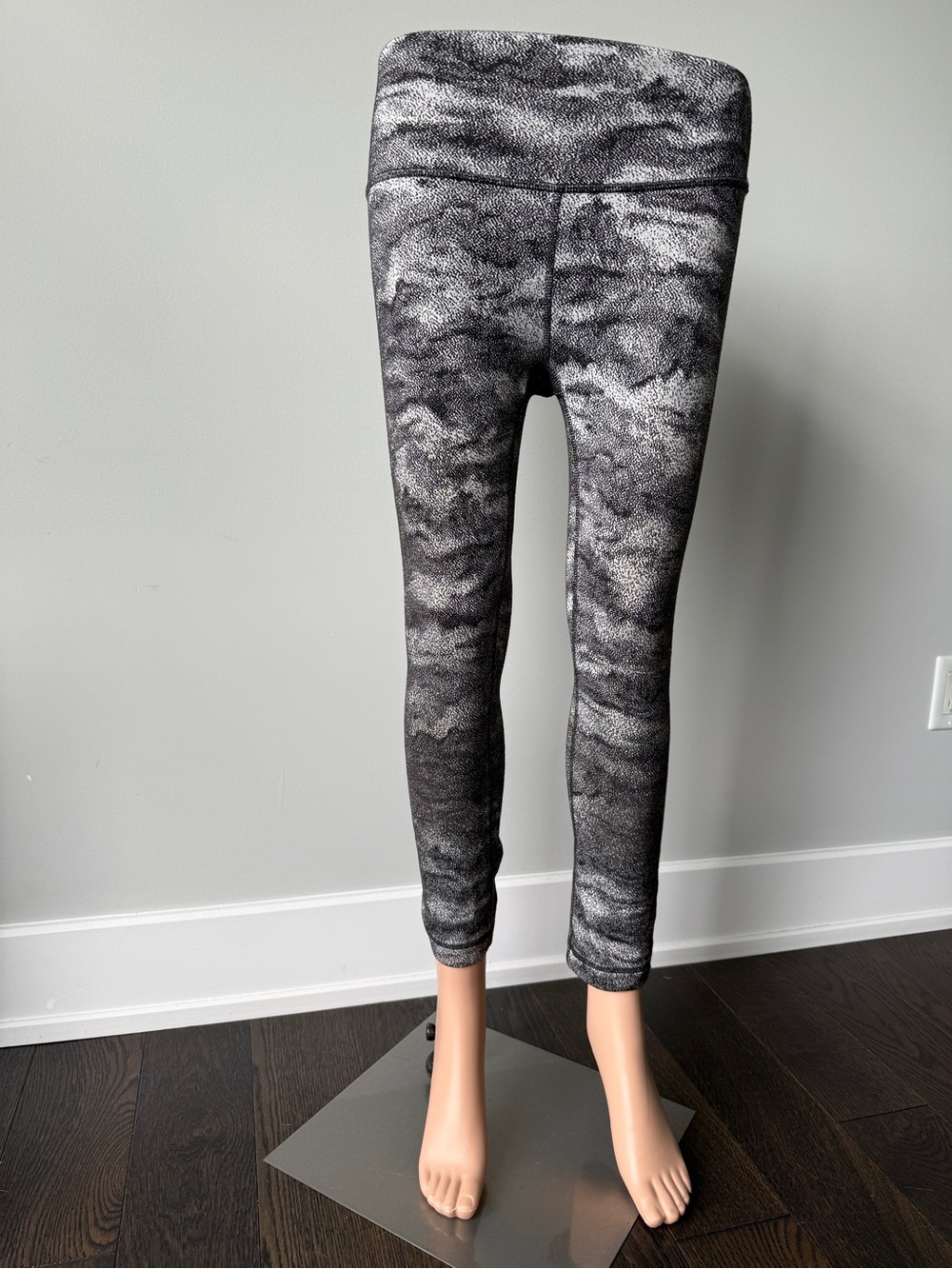 lululemon athletica Black & Gray Marble-Effect Leggings